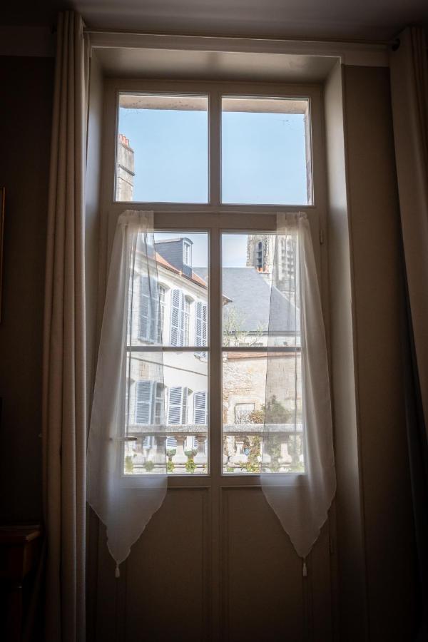 L'Hotel De Panette, Entree Sainte Chapelle - Cathedrale 부르주 외부 사진