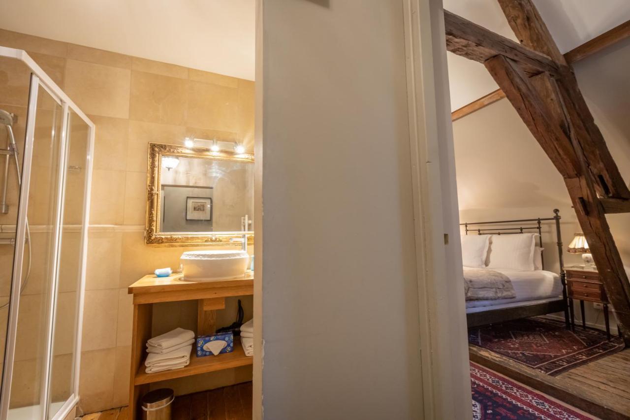 L'Hotel De Panette, Entree Sainte Chapelle - Cathedrale 부르주 외부 사진