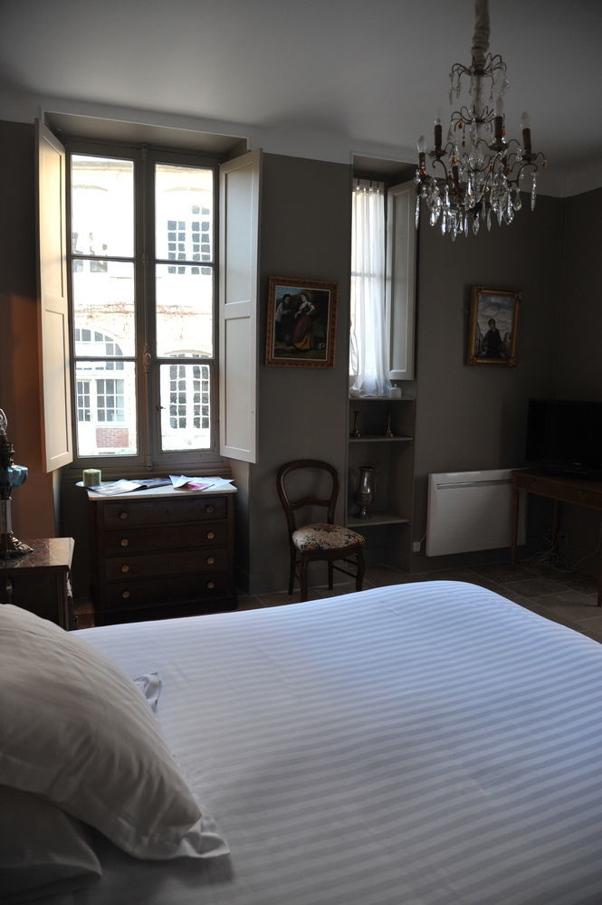 L'Hotel De Panette, Entree Sainte Chapelle - Cathedrale 부르주 외부 사진